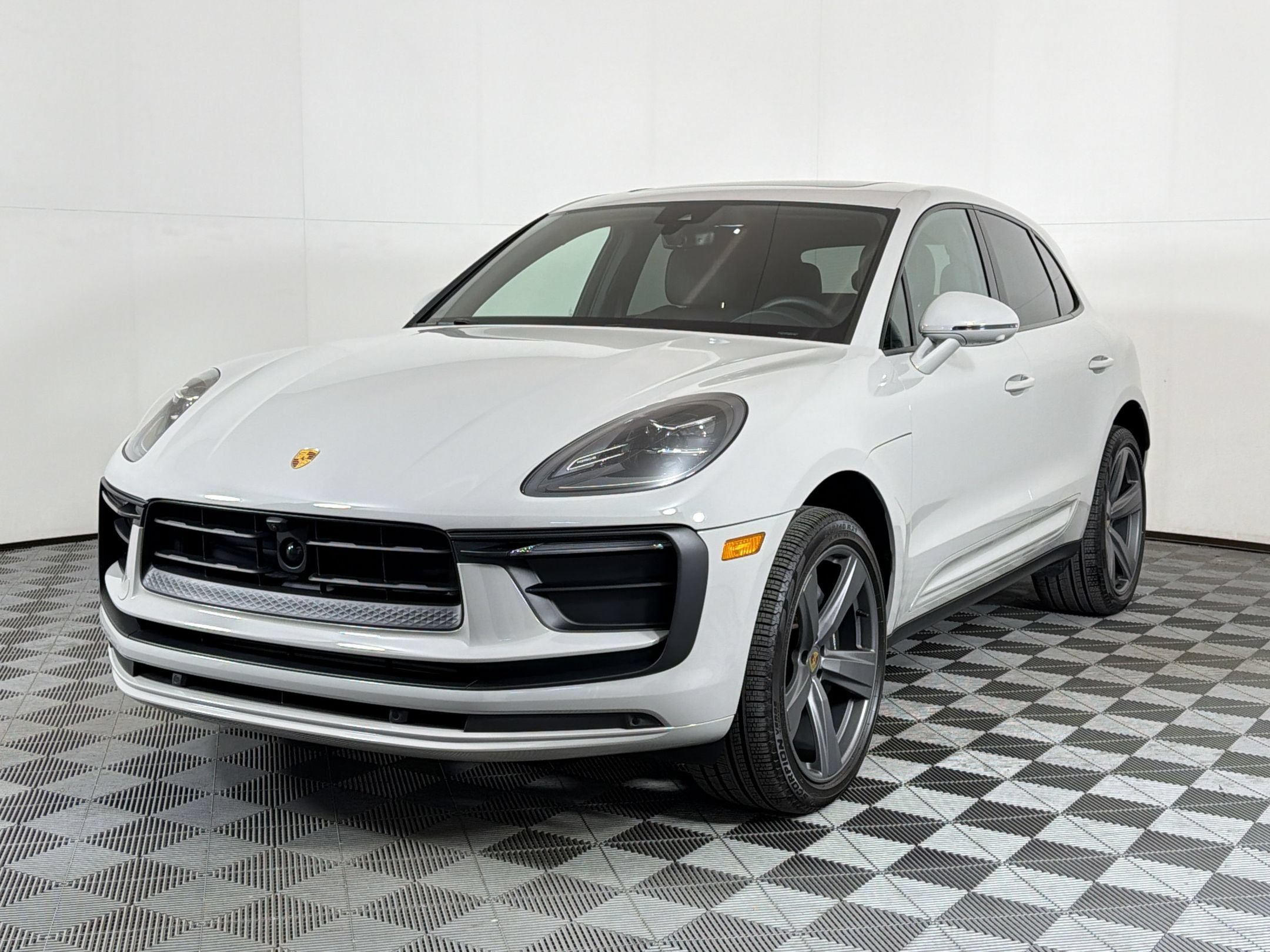 Certified 2025 Porsche Macan