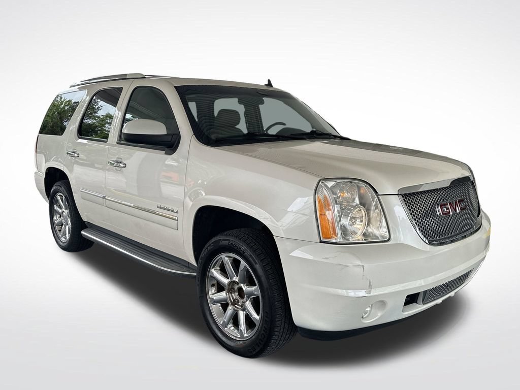 Used 2014 GMC Yukon Denali RWD image 9