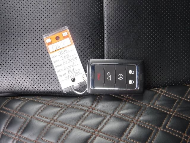 Certified 2025 Jeep Grand Cherokee Summit AWD/4WD image 59