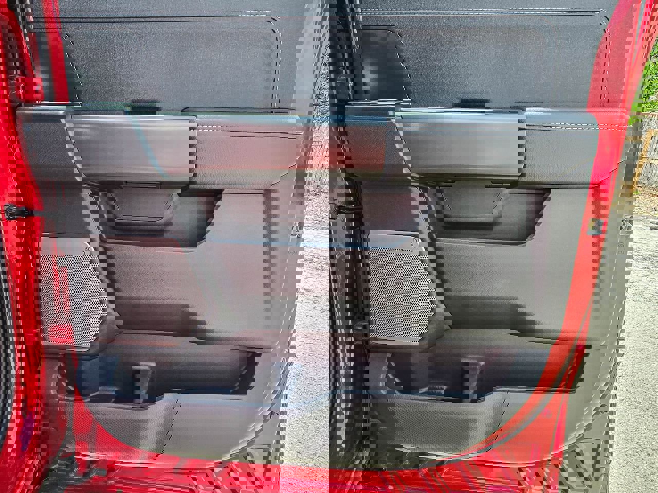 Used 2025 Ford F150 Lariat w/ Equipment Group 501A Mid AWD/4WD image 43