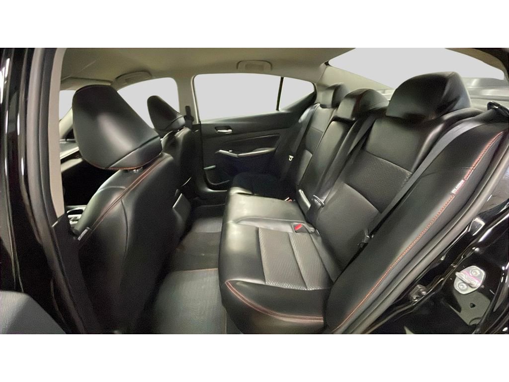 Used 2024 Nissan Altima 2.5 SR image 14