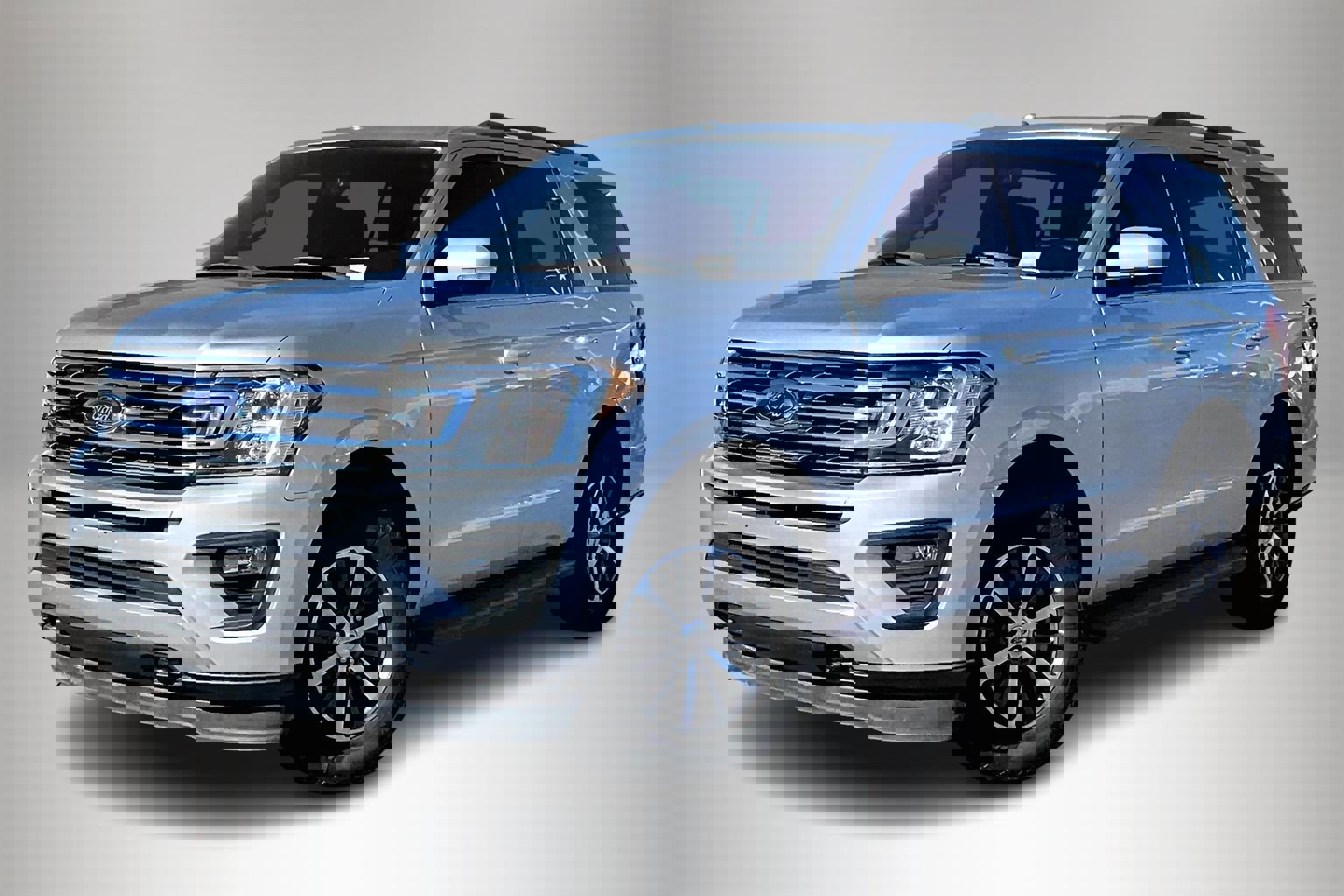 Used 2019 Ford Expedition XLT w/ Equipment Group 201A image 3