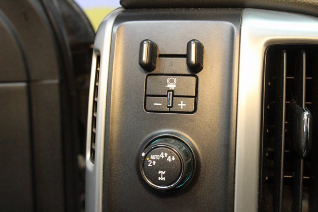 Used 2018 GMC Sierra 1500 SLE image 18