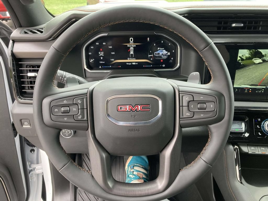 New 2026 GMC Sierra 1500 AT4 w/ AT4 Premium Package AWD/4WD image 27