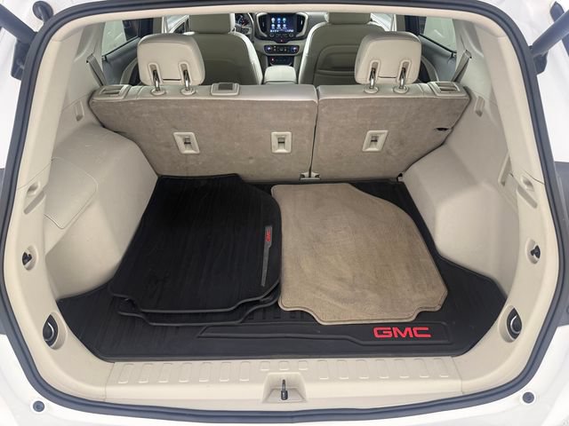 Used 2018 GMC Terrain Denali w/ Comfort Package AWD/4WD image 17