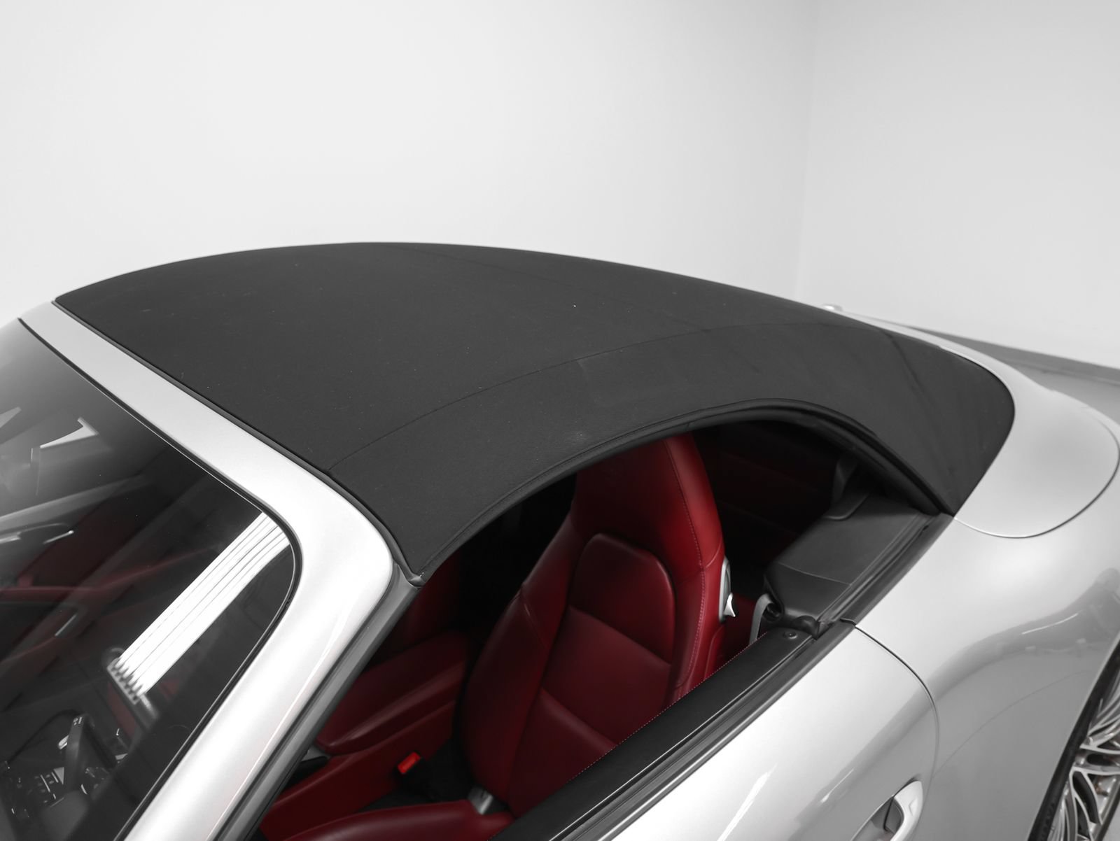 Certified 2017 Porsche 911 Carrera 4S AWD/4WD image 9