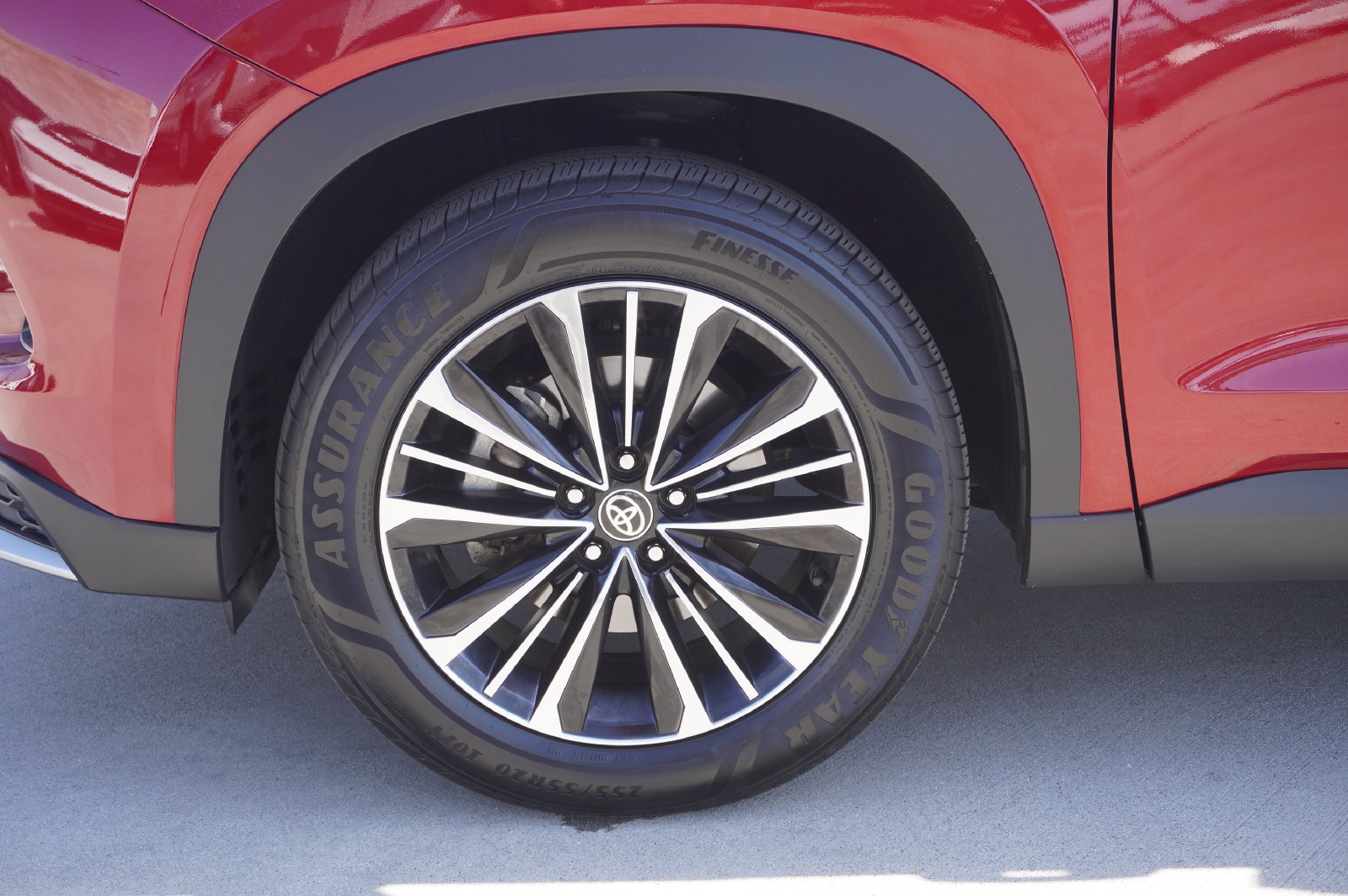 Certified 2024 Toyota Grand Highlander AWD Hybrid image 23