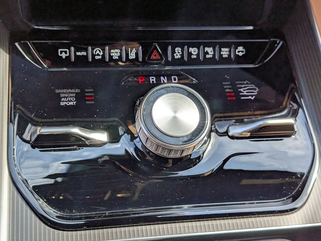 New 2026 Jeep Grand Wagoneer L Summit AWD/4WD image 21