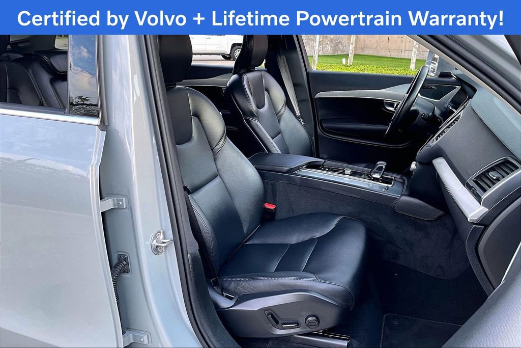 Used 2025 Volvo XC90 B5 Core AWD/4WD image 10