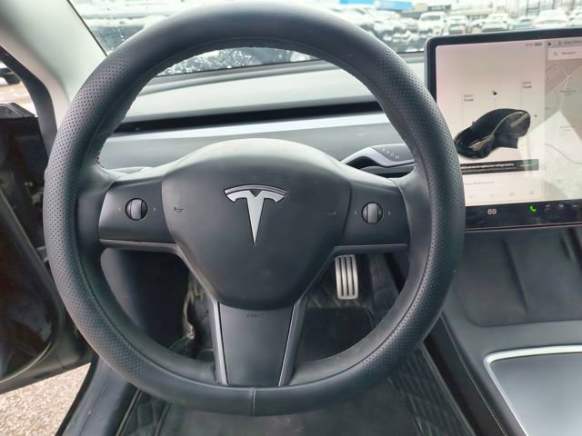 Used 2021 Tesla Model 3 Performance image 2