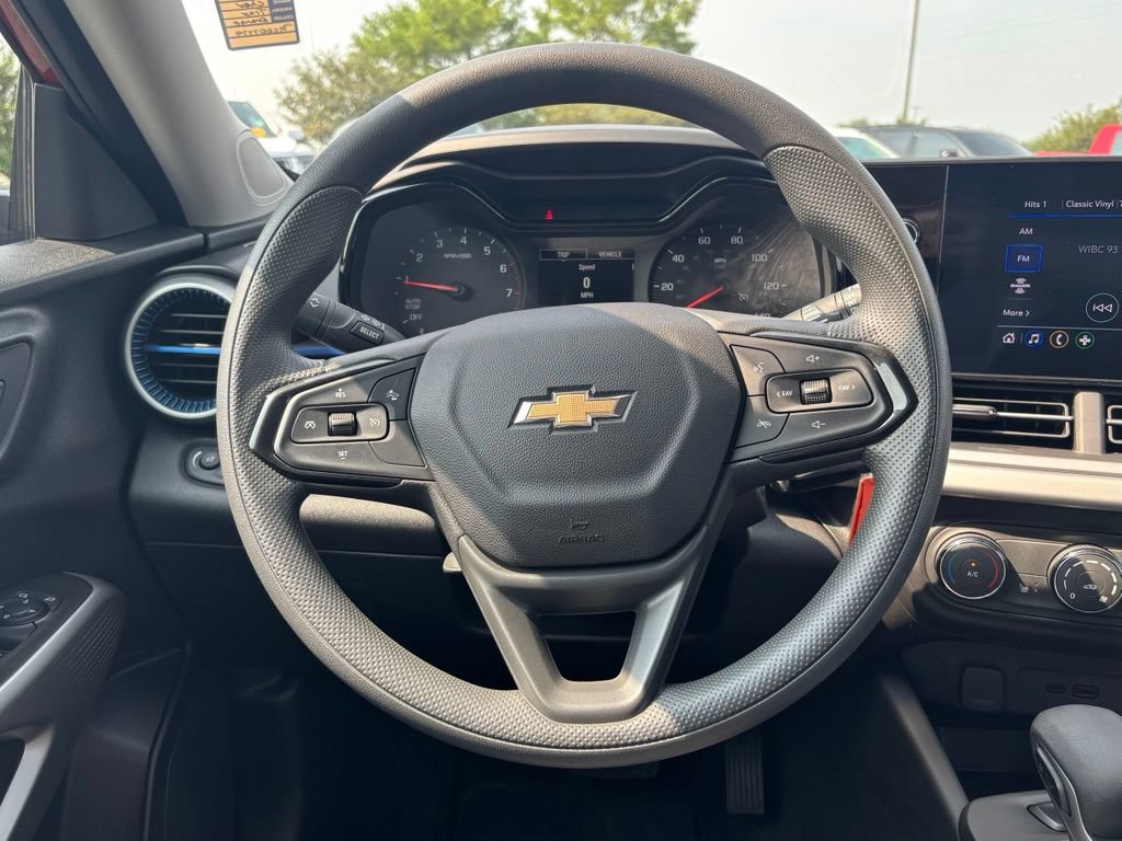Used 2024 Chevrolet Trax LS w/ LS Convenience Package FWD image 22