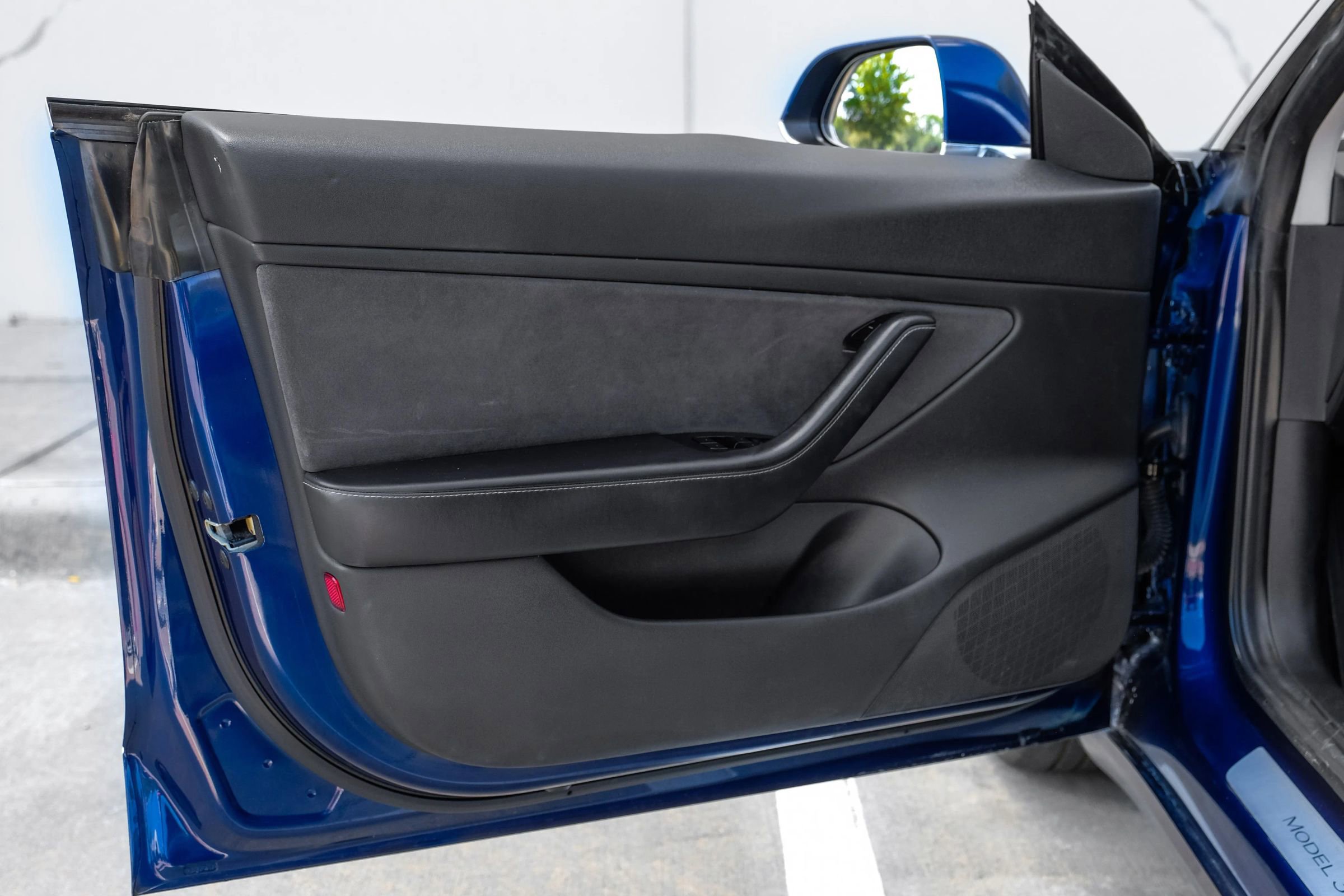 Used 2018 Tesla Model 3 Long Range image 38