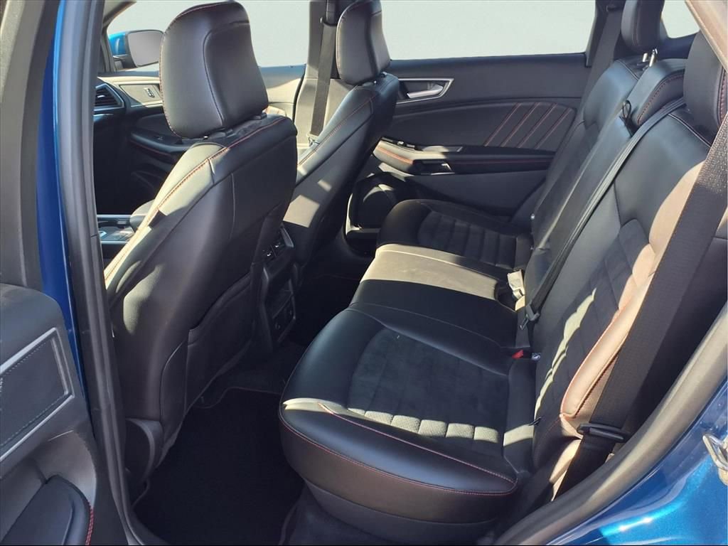 Used 2024 Ford Edge ST-Line w/ Class II Trailer Tow Package image 20