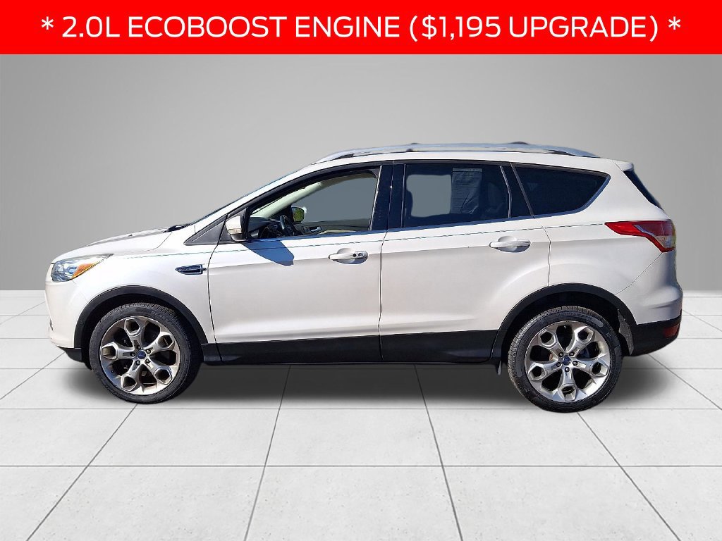 Used 2016 Ford Escape Titanium w/ Equipment Group 301A AWD/4WD image 2