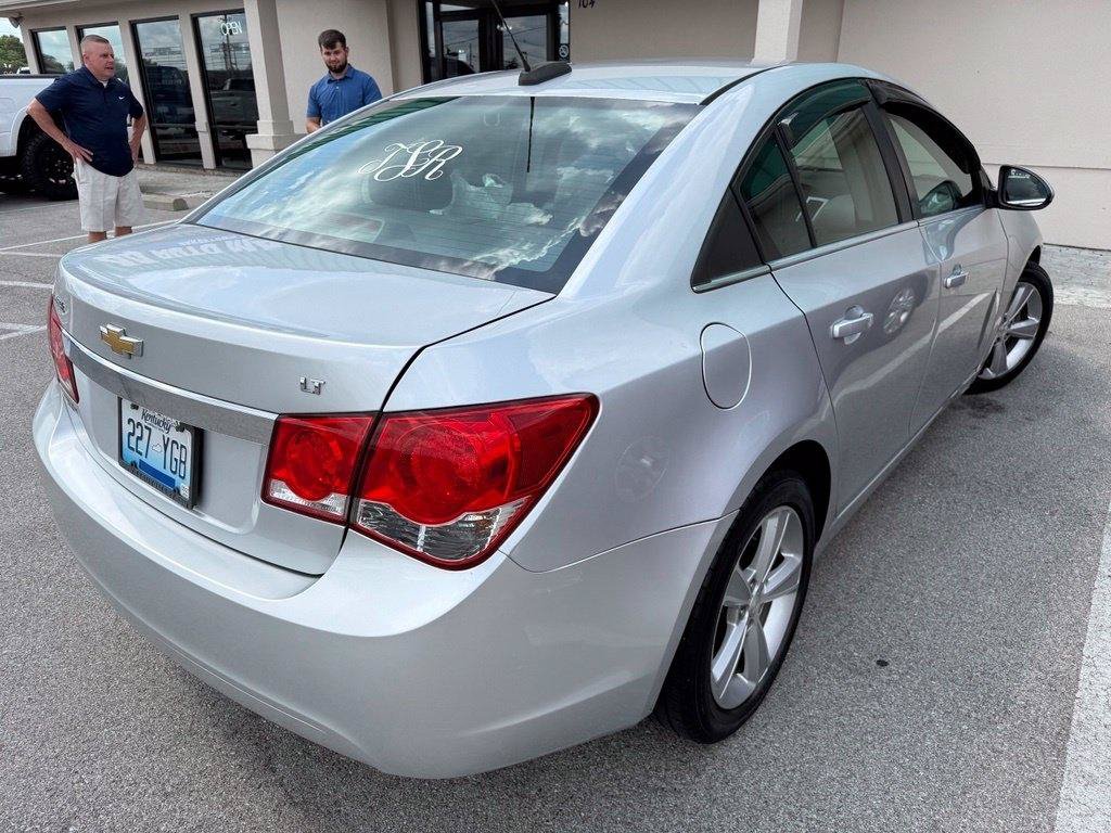 Used 2015 Chevrolet Cruze LT FWD image 3