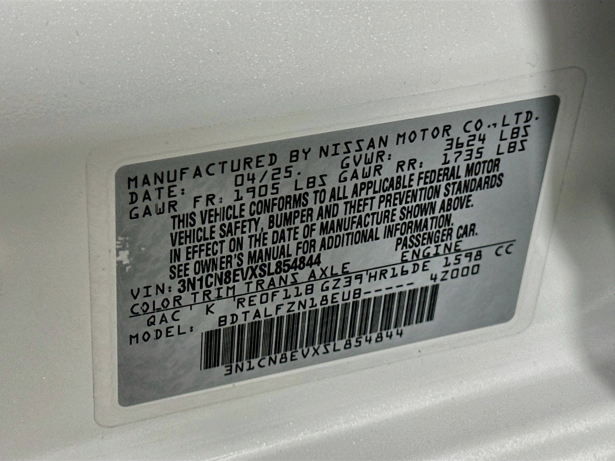 Used 2025 Nissan Versa SV w/ Trunk Package FWD image 12