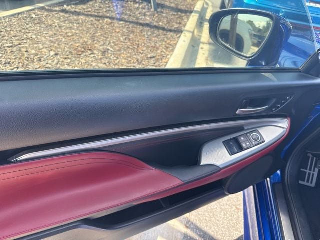Used 2016 Lexus RC 200t RWD image 16