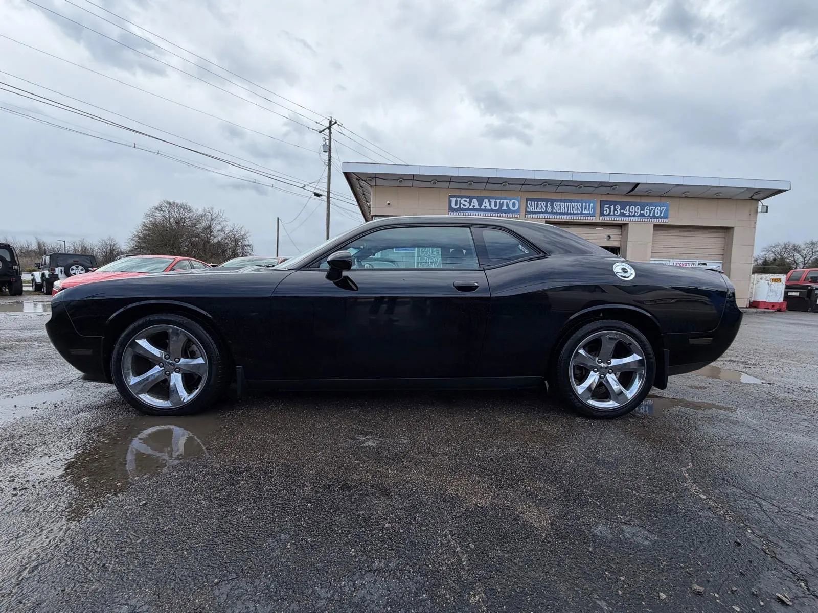 Used 2013 Dodge Challenger SXT w/ Super Sport Group image 2