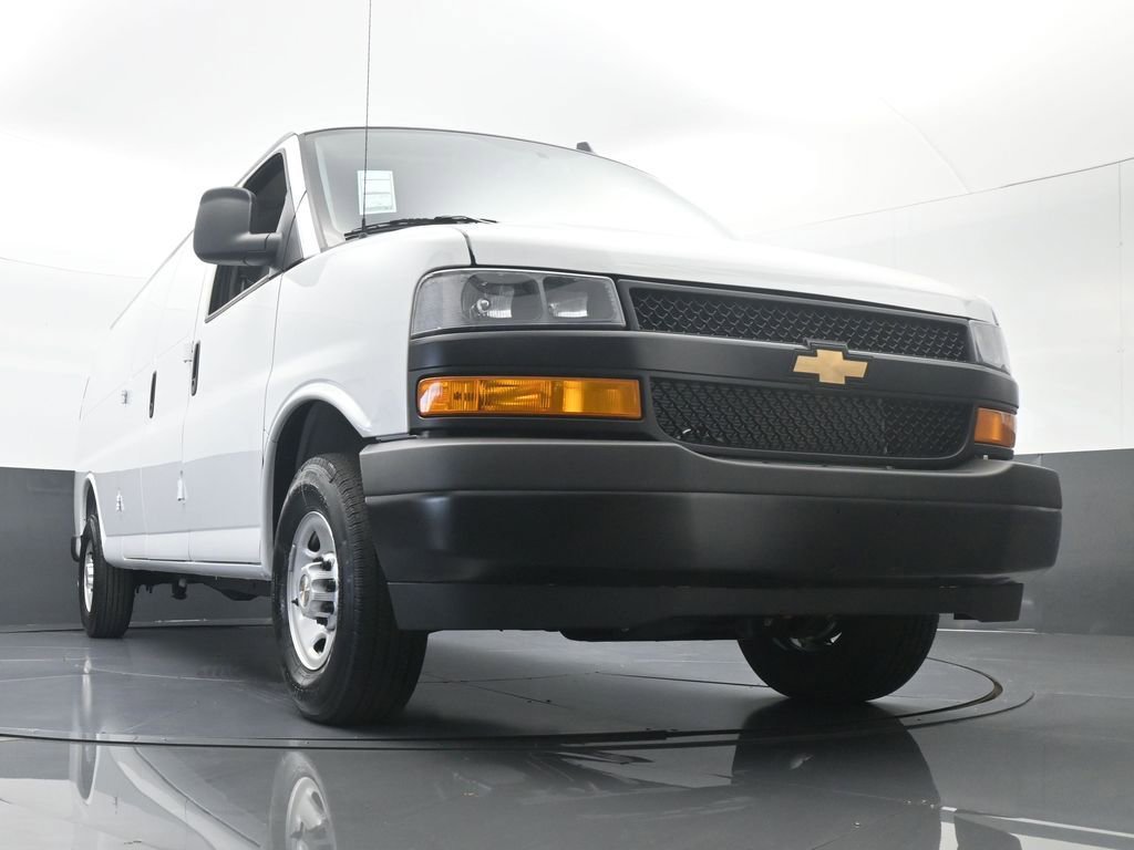 New 2025 Chevrolet Express 2500 Extended w/ Driver Convenience Package image 57
