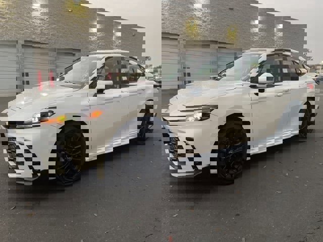 Certified 2025 Toyota Camry SE image 5