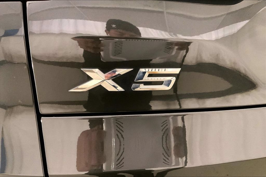 Certified 2023 BMW X5 xDrive40i w/ Premium Package AWD/4WD image 7