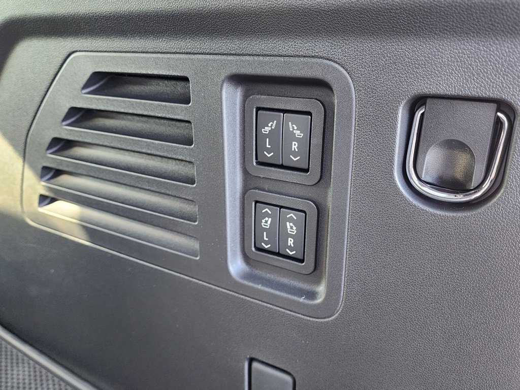 New 2026 Buick Enclave Sport Touring w/ Super Cruise Package image 51