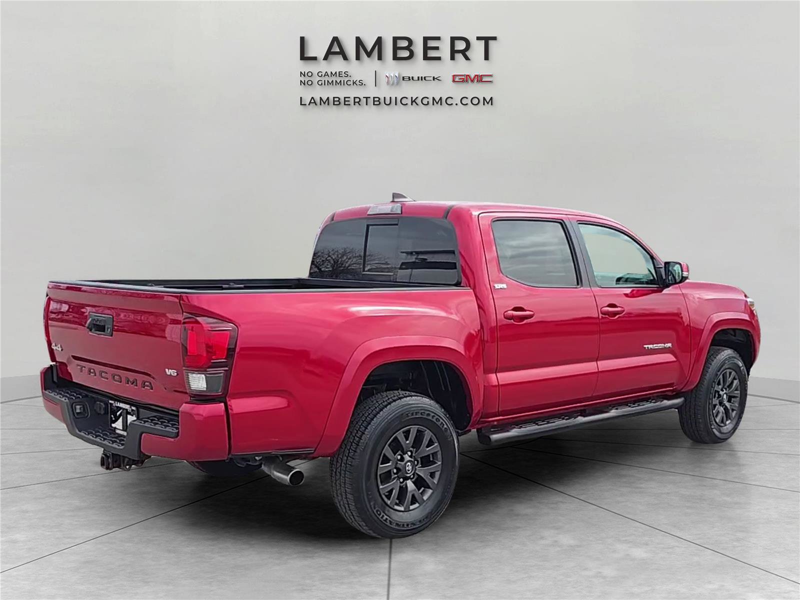 Used 2023 Toyota Tacoma SR5 w/ Technology Package AWD/4WD image 5