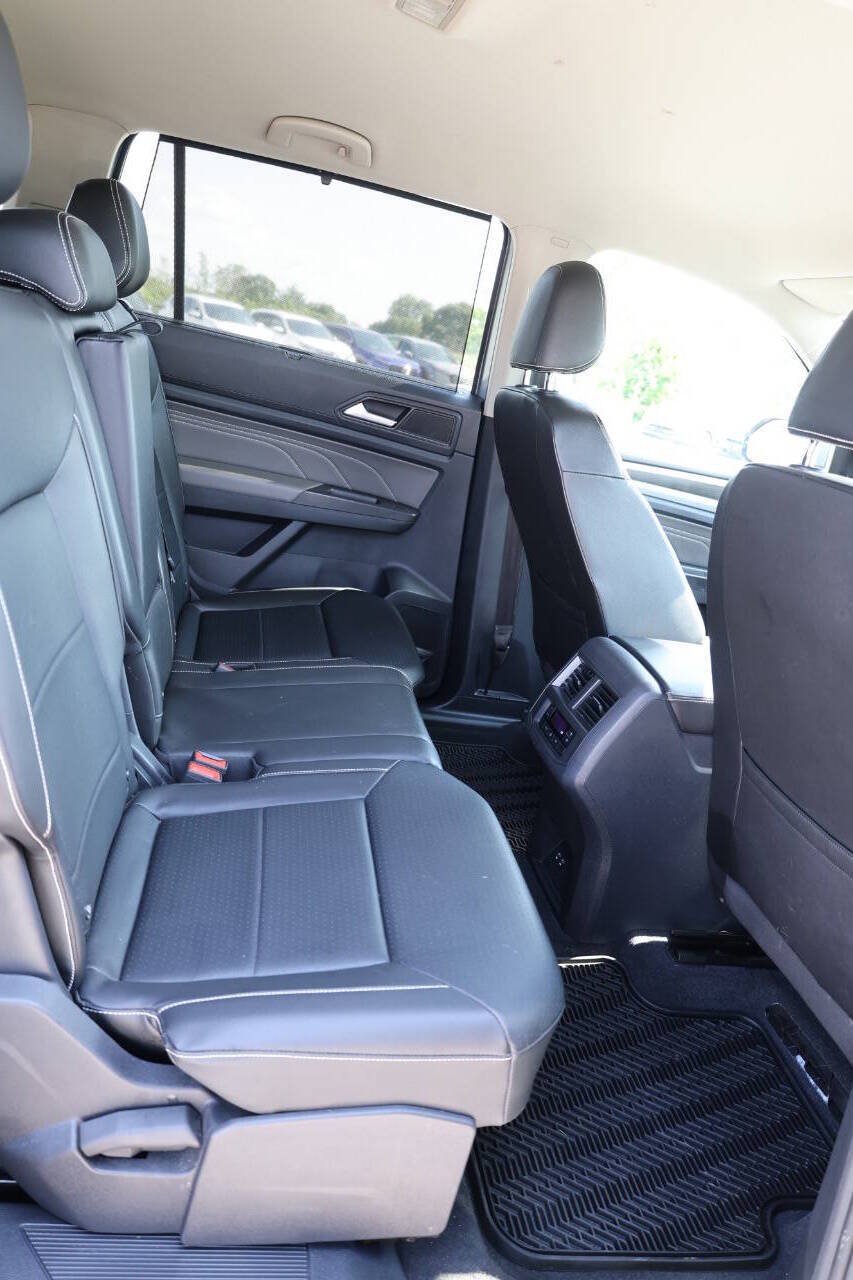 Used 2022 Volkswagen Atlas SE AWD/4WD image 16
