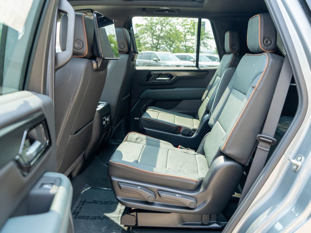 New 2026 GMC Yukon AT4 w/ AT4 Premium Plus Package AWD/4WD image 14