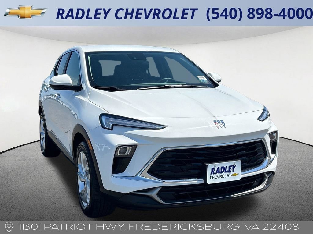 Certified 2025 Buick Encore GX Preferred FWD image 21