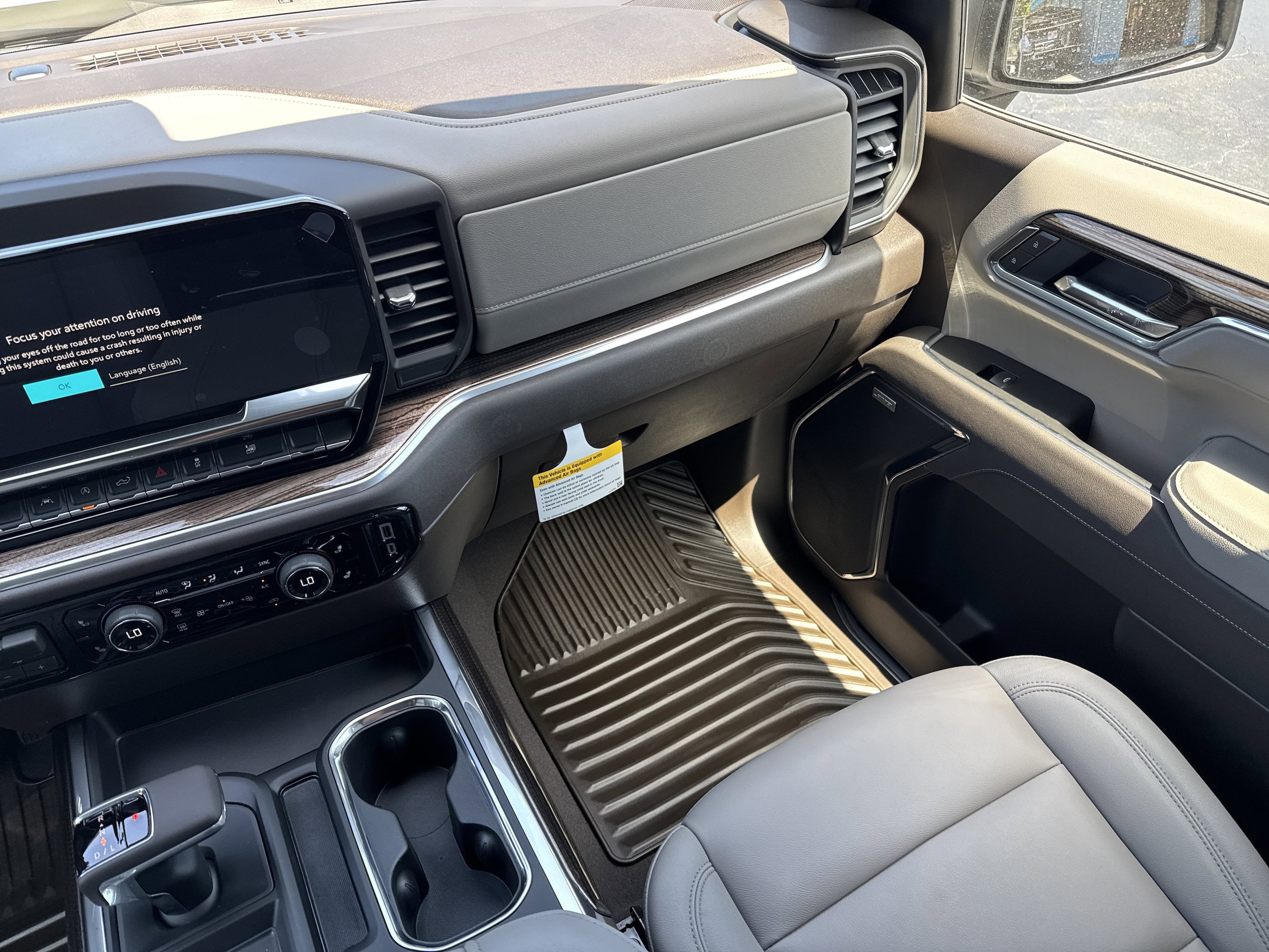 New 2026 Chevrolet Silverado 1500 RST w/ Convenience Package II AWD/4WD image 18