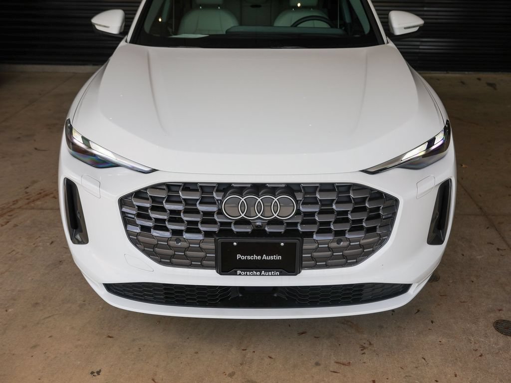 Used 2025 Audi Q5 Premium AWD/4WD image 11