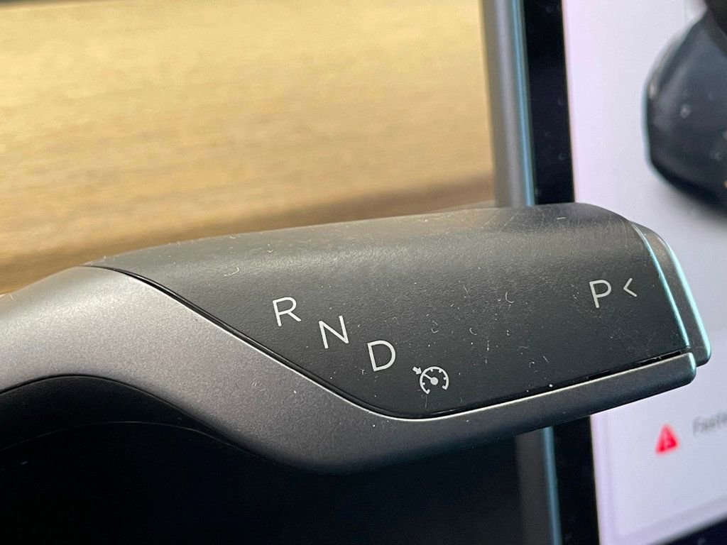 Used 2022 Tesla Model Y Performance image 26
