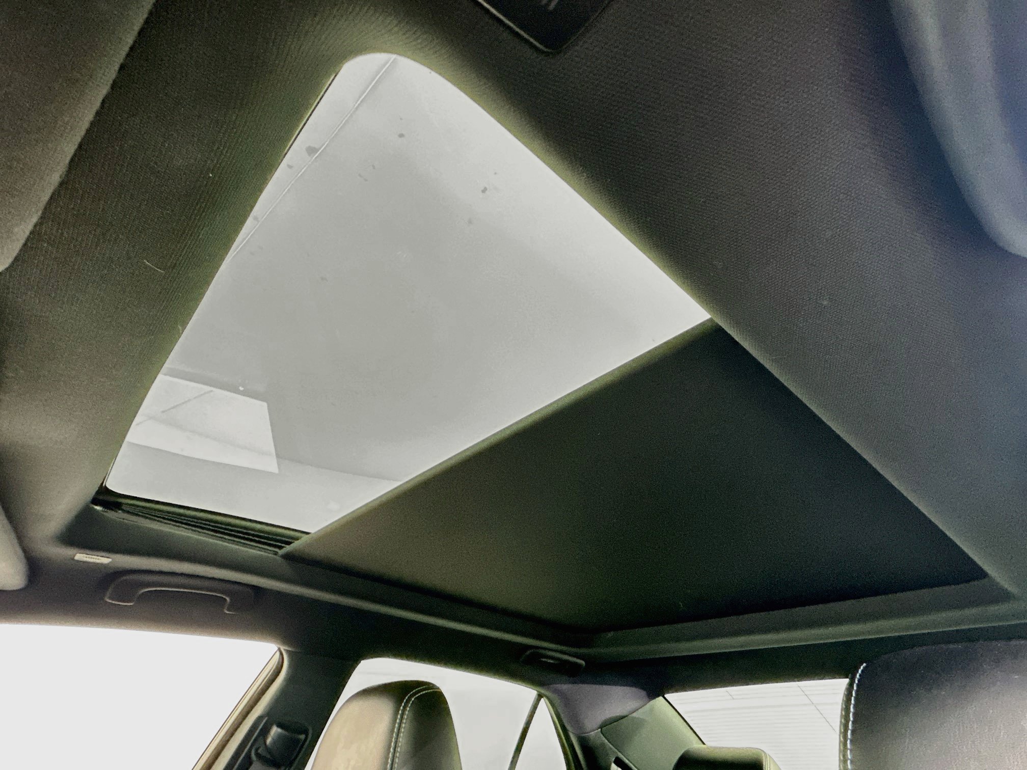 Used 2022 Chrysler 300 S RWD image 23