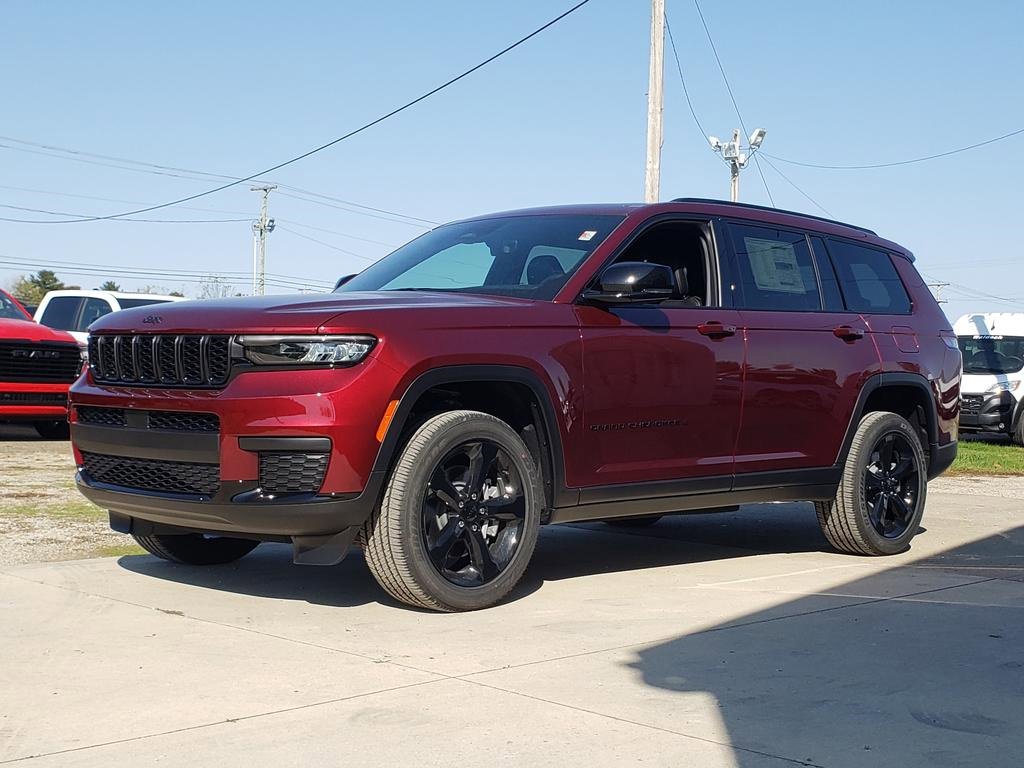 New 2025 Jeep Grand Cherokee L Altitude image 5