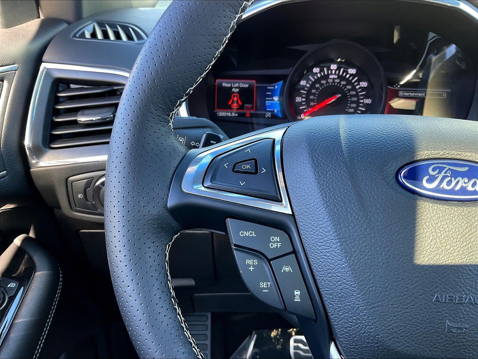 Used 2019 Ford Edge ST w/ Convenience Package AWD/4WD image 11