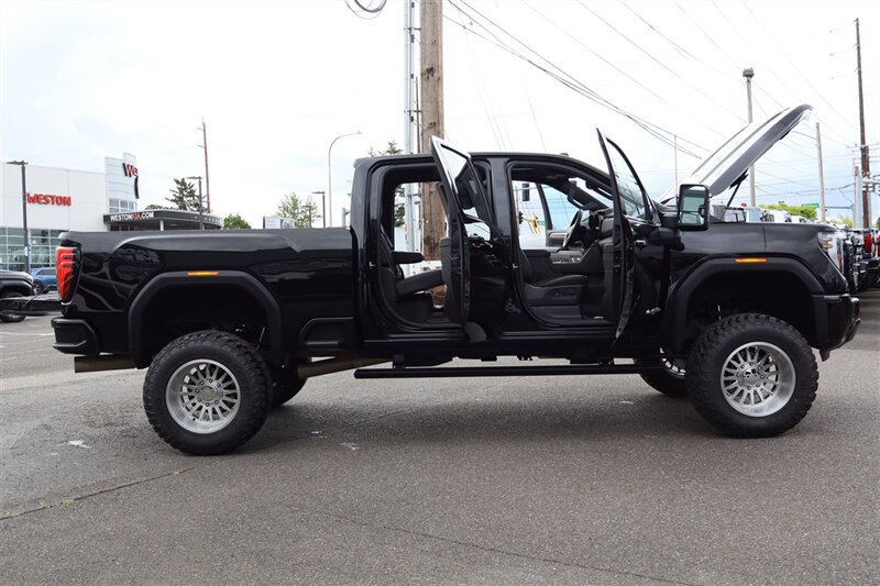 Used 2025 GMC Sierra 3500 AT4 w/ AT4 Premium Plus Package AWD/4WD image 45