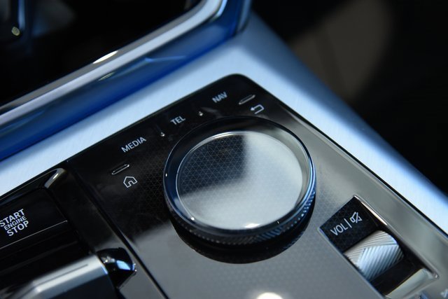 New 2026 BMW X3 xDrive30 w/ Premium Package image 18