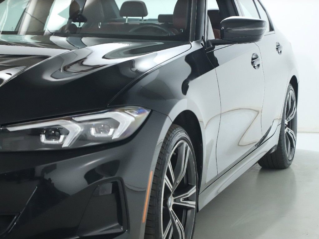 Certified 2023 BMW 330i xDrive Sedan w/ Premium Package image 5