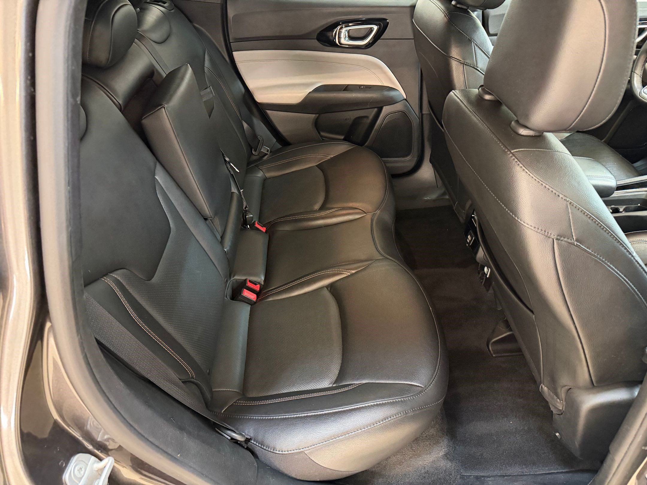 Used 2023 Jeep Compass Limited AWD/4WD image 30