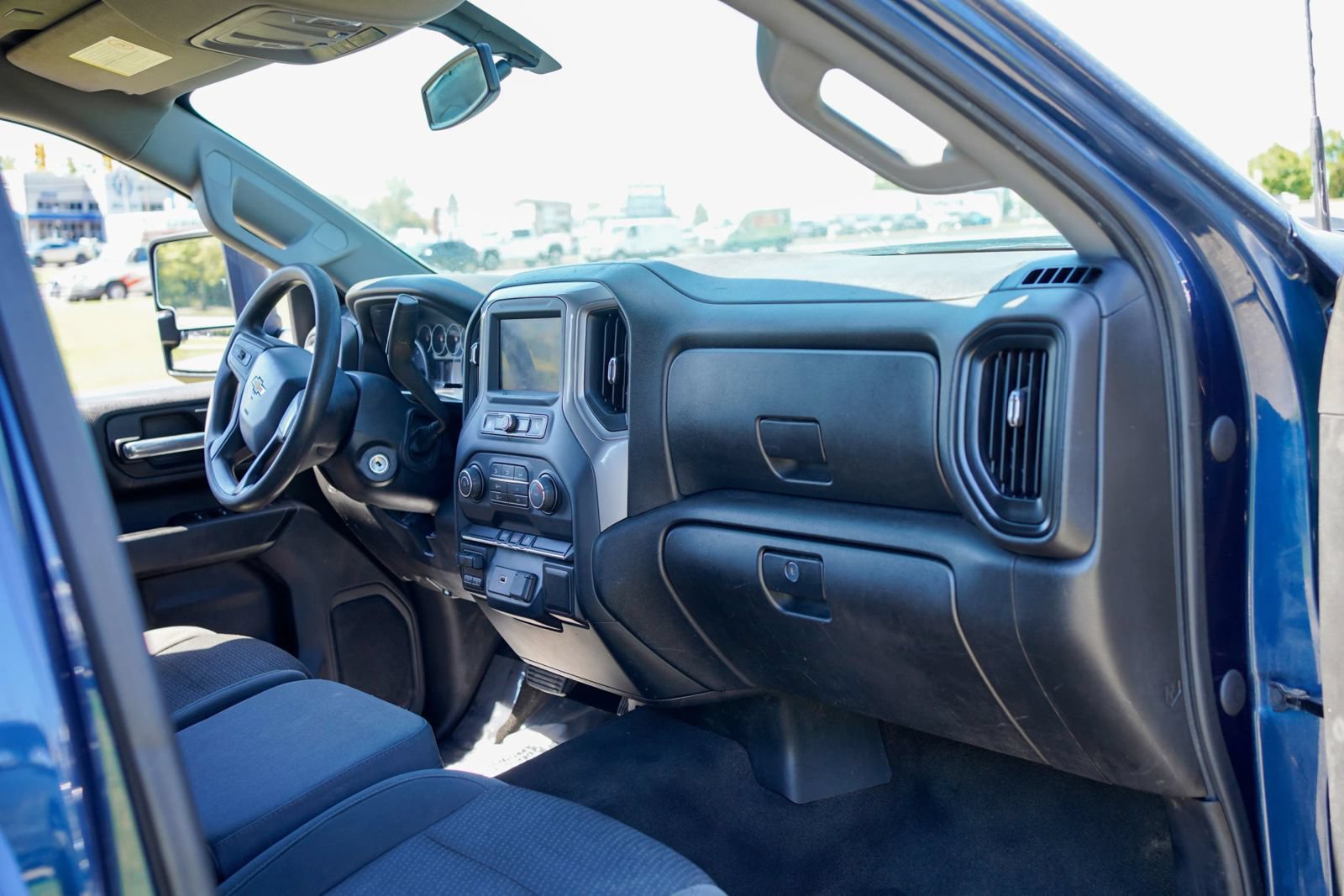 Used 2020 Chevrolet Silverado 2500 Custom w/ Custom Value Package AWD/4WD image 13