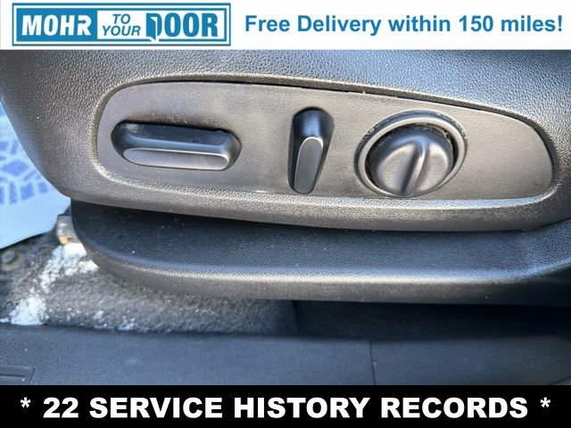 Used 2020 Chevrolet Equinox LT w/ Driver Convenience Package image 13