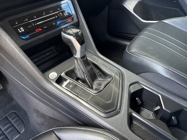 Used 2024 Volkswagen Tiguan SE FWD image 23