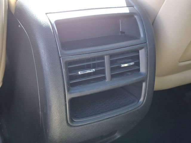 Used 2017 Cadillac XT5 Luxury w/ Driver Awareness Package image 11