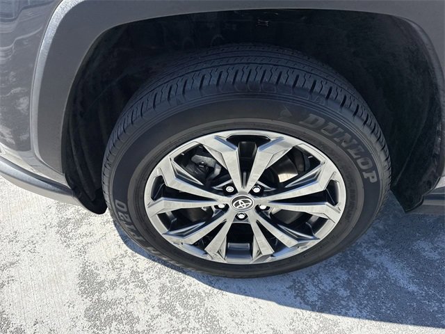 Used 2023 Toyota RAV4 Limited image 10