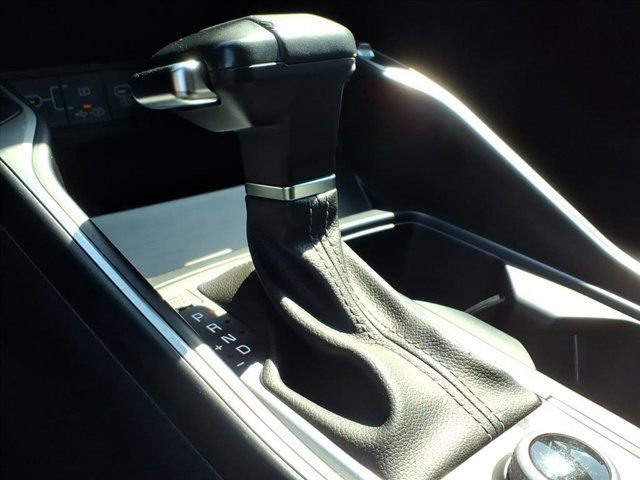 Used 2024 Kia Sorento S image 15