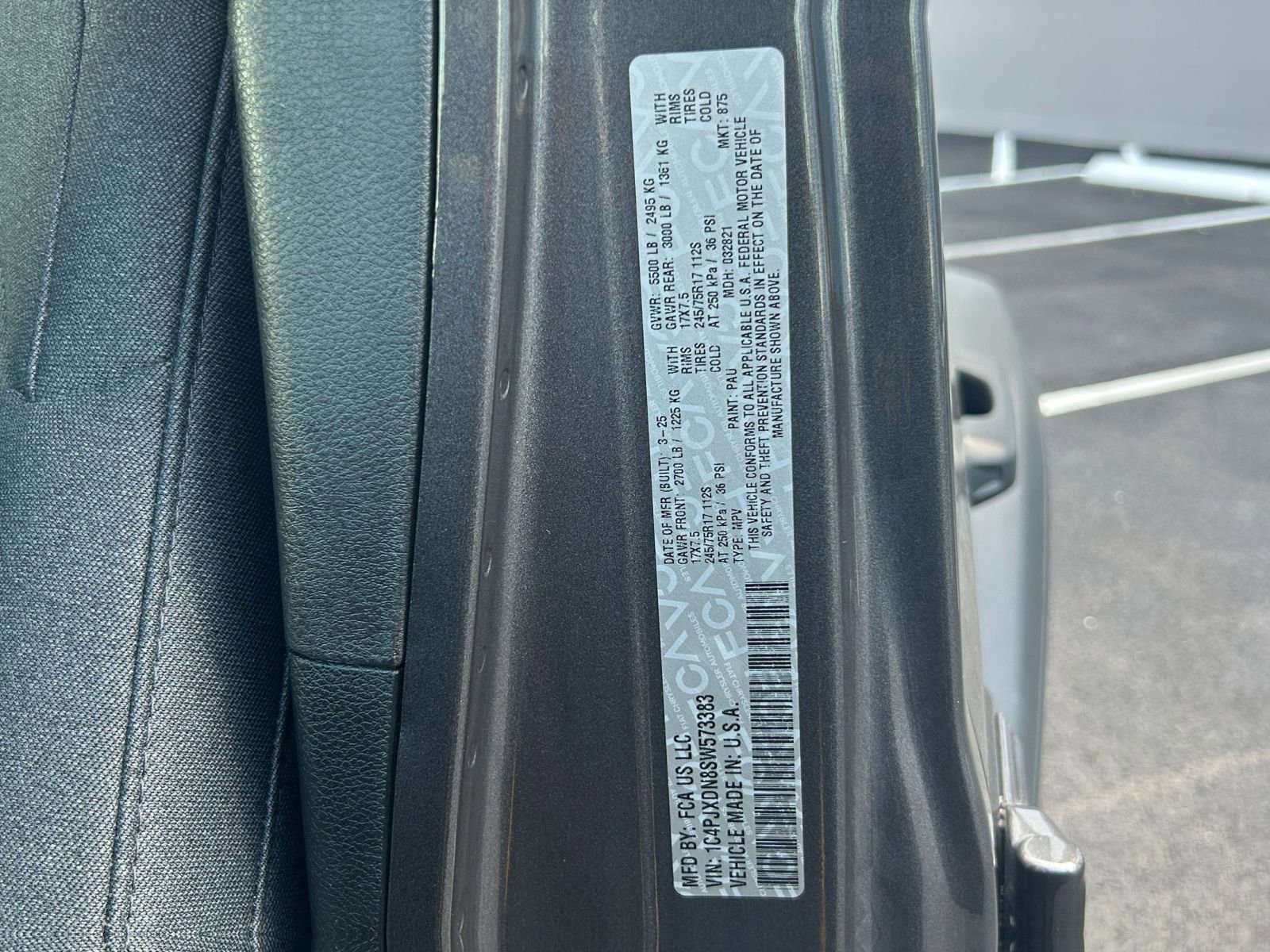 Used 2025 Jeep Wrangler Sport S image 29