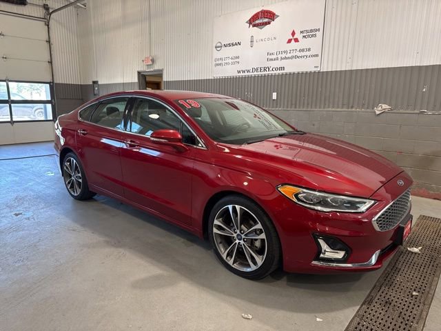 Used 2019 Ford Fusion Titanium AWD/4WD image 2
