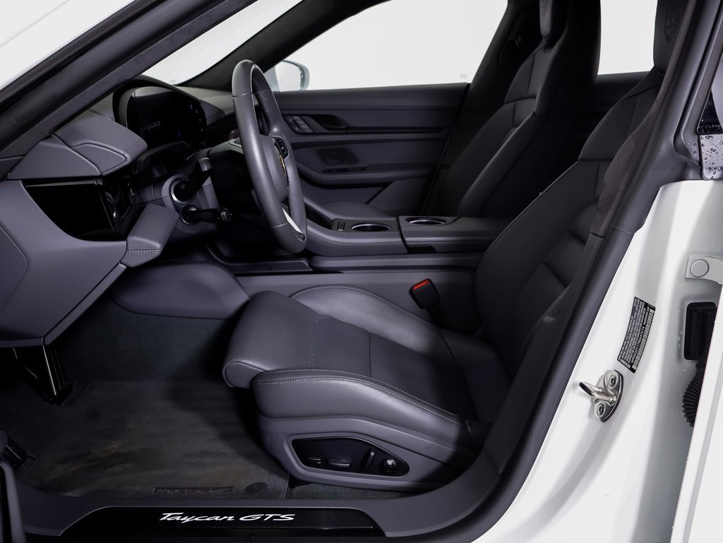 Certified 2024 Porsche Taycan GTS image 5