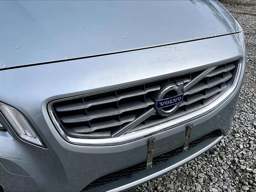 Used 2011 Volvo S60 T6 image 25
